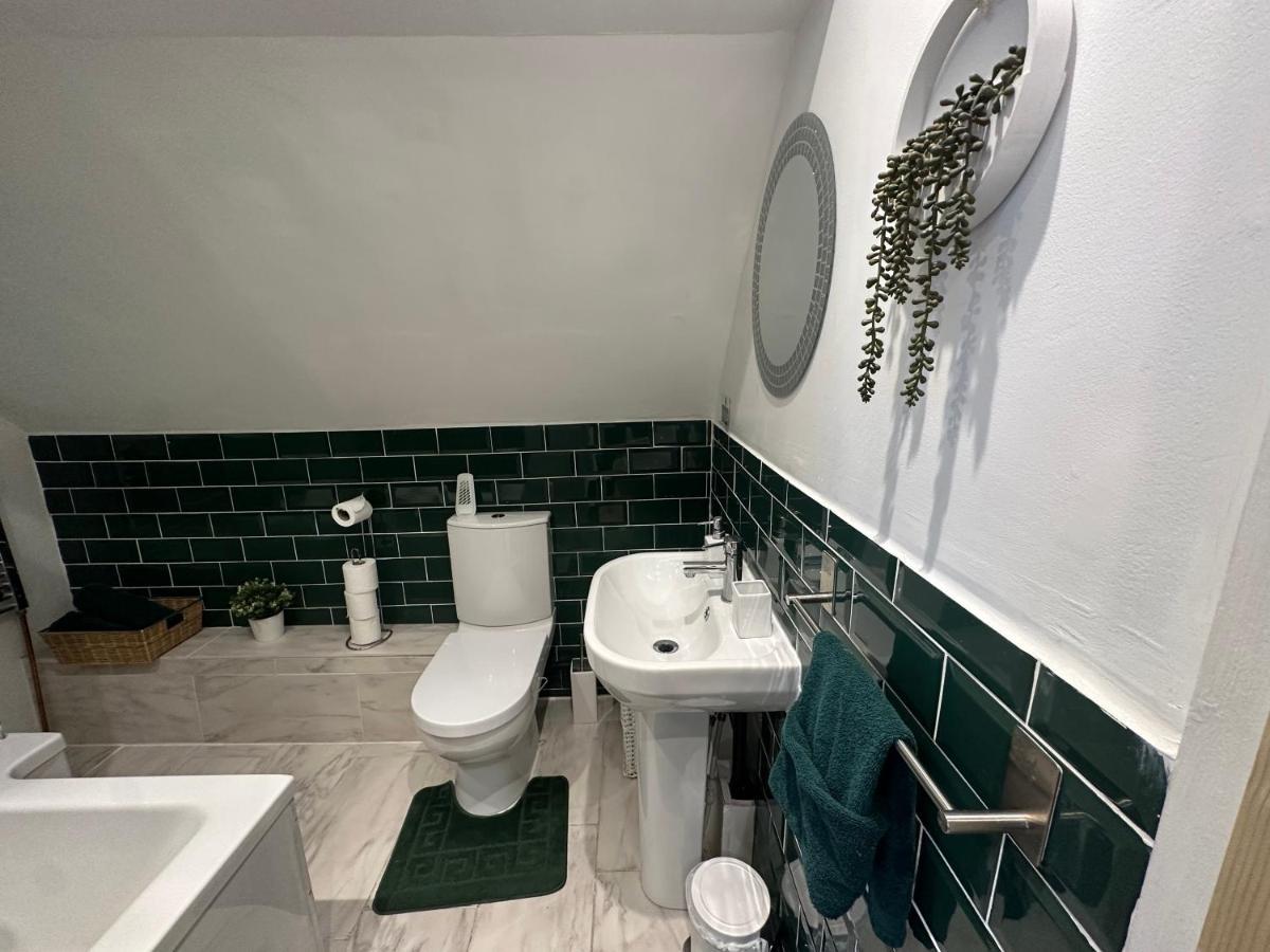 Charming 3-Bed Home Minutes From City Centre Nottingham Exterior photo