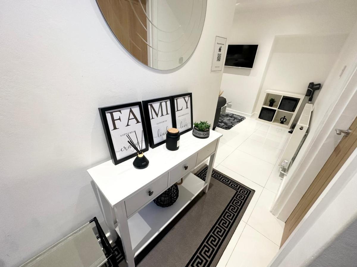 Charming 3-Bed Home Minutes From City Centre Nottingham Exterior photo
